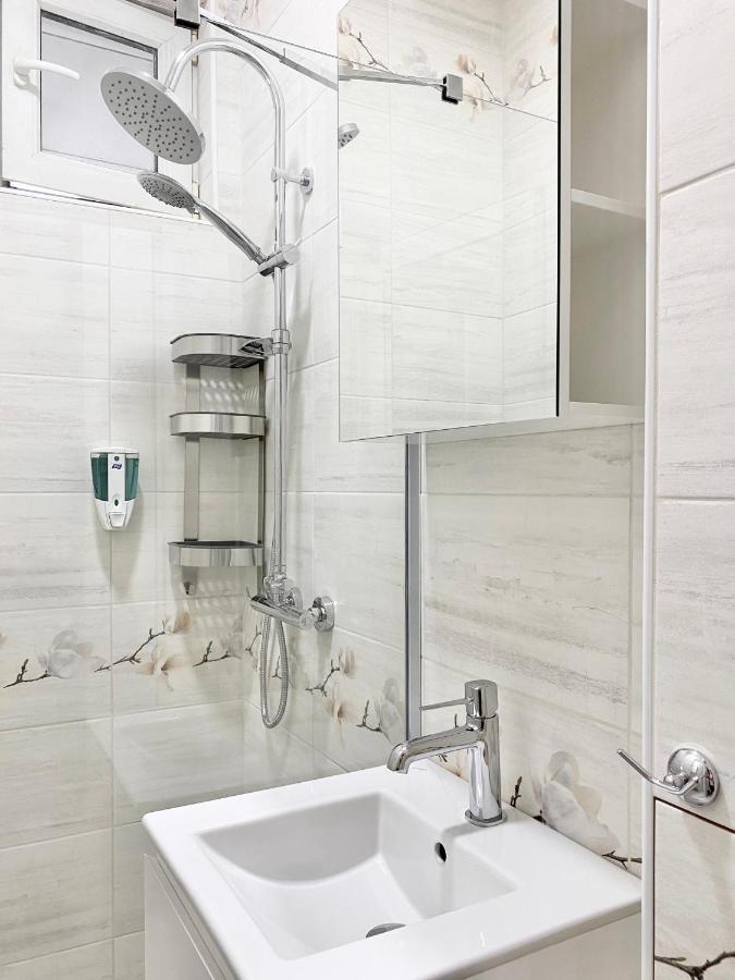 Top Centre Sofia Apartment For 6 Guests Εξωτερικό φωτογραφία